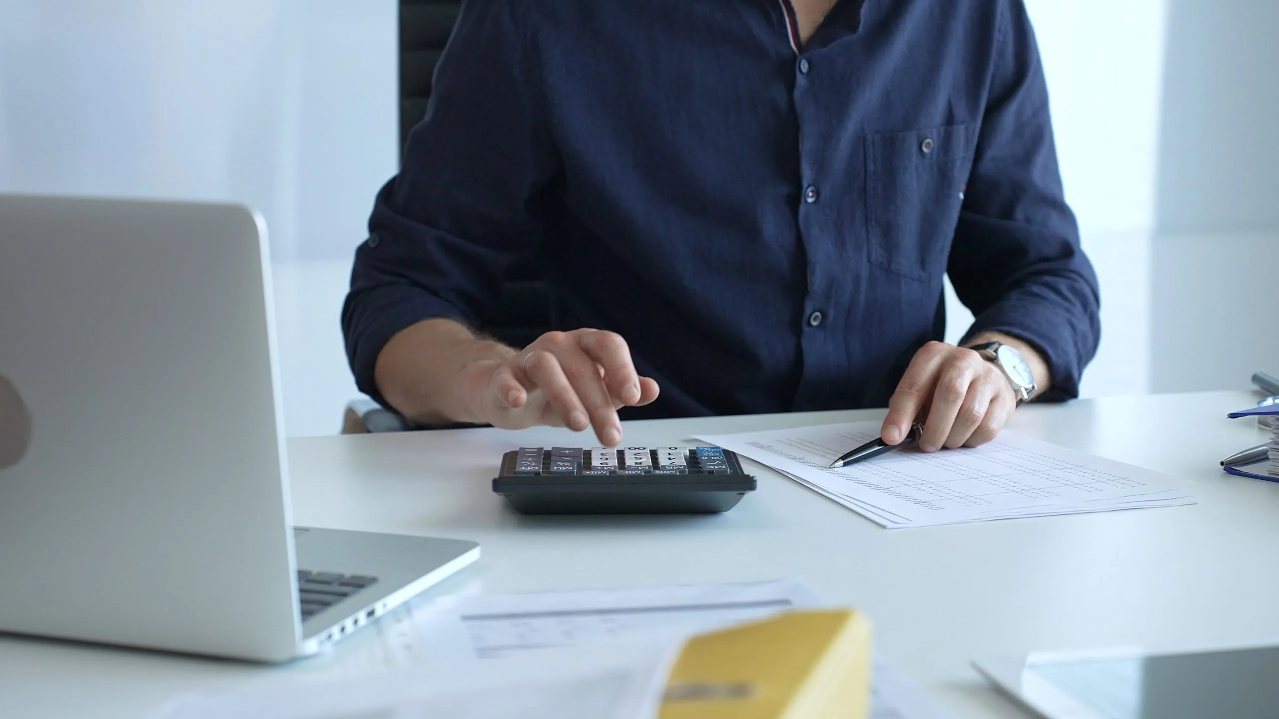 Verlustausgleich: Liquidität durch smartes Ausgabenmanagement