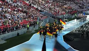 Das deutsche Team l&auml;uft bei der Er&ouml;ffnungszeremonie stolz ein. 