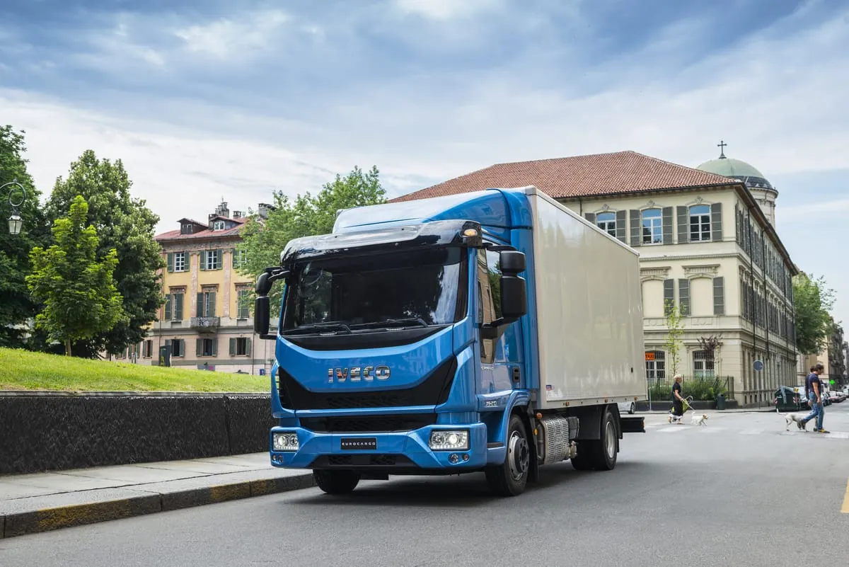 Iveco: Transporter EuroCargo mit komplettem Programm
