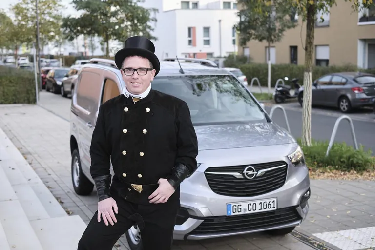 Schornsteinfeger Andreas Kramer, Opel Cargo