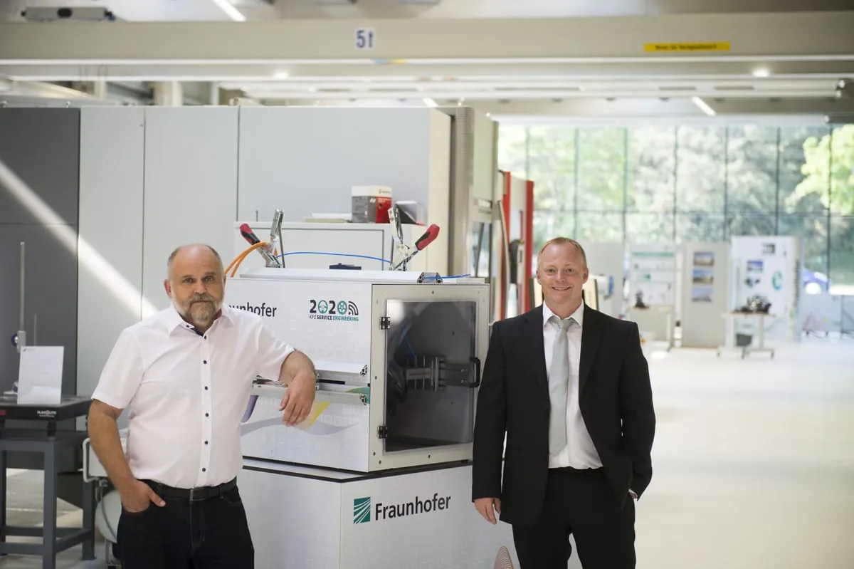 Servicestützpunkt für LED-Scheinwerferreparatur