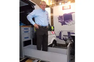 Schwerlastauszug von Zevim