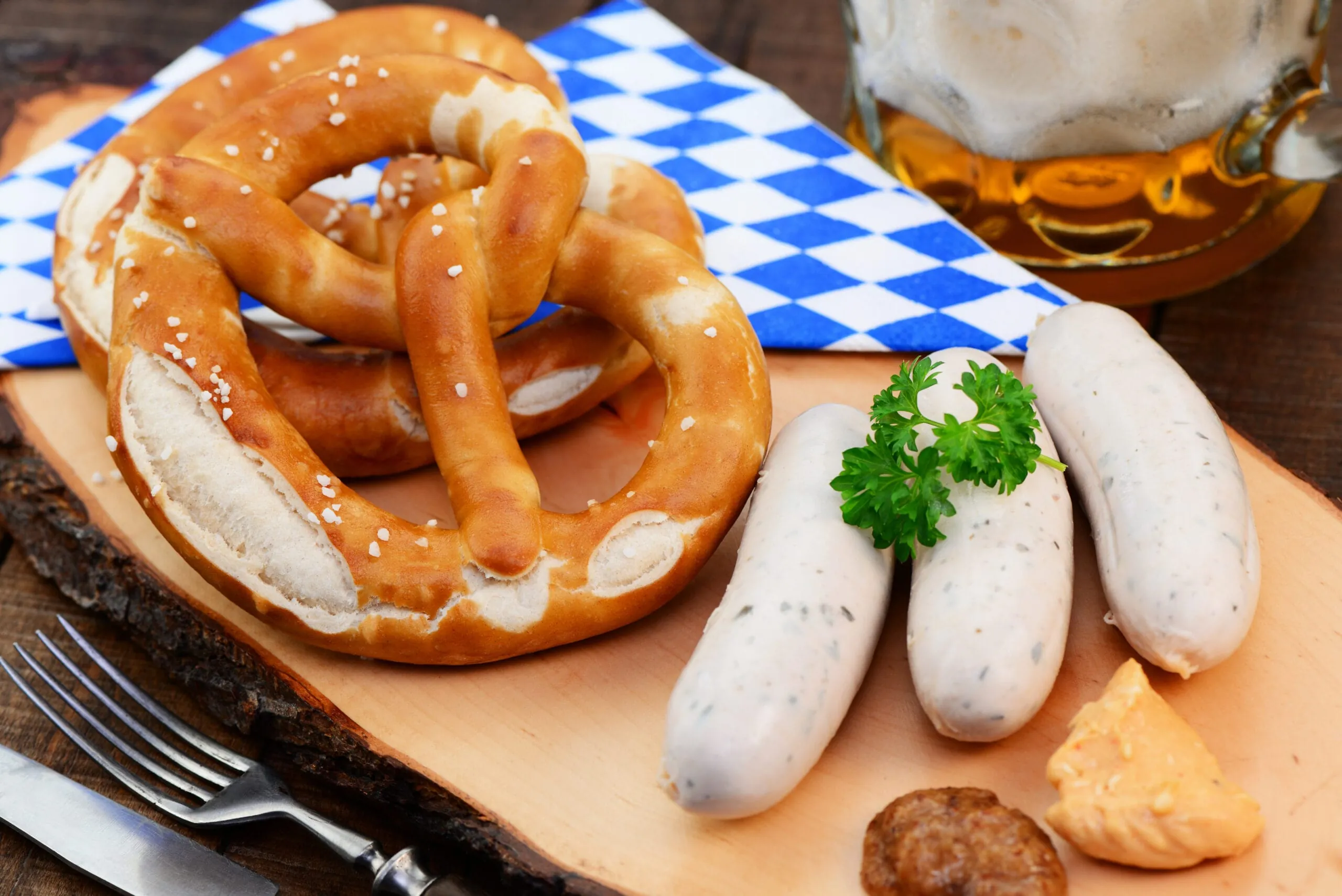 Oktoberfest: Welche Versicherung bei bierseligen Unfällen zahlt