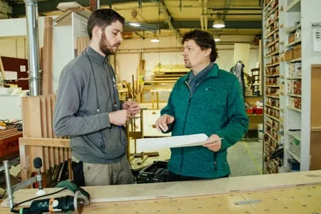 Boris Breiding (re.), Chef der Elbtischler