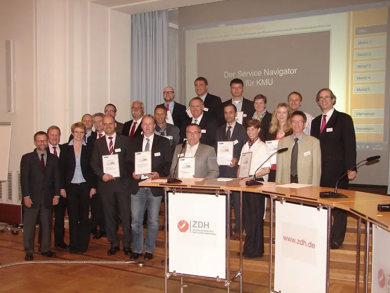 Unternehmer und Berater präsentierten den Service Navigator beim Zentralverband des Deutschen Handwerks.