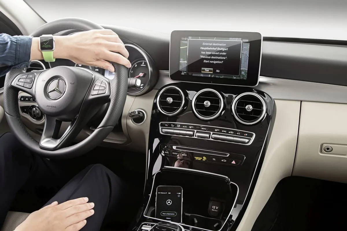 MB Companion App: Mercedes führt von Tür zu Tür
