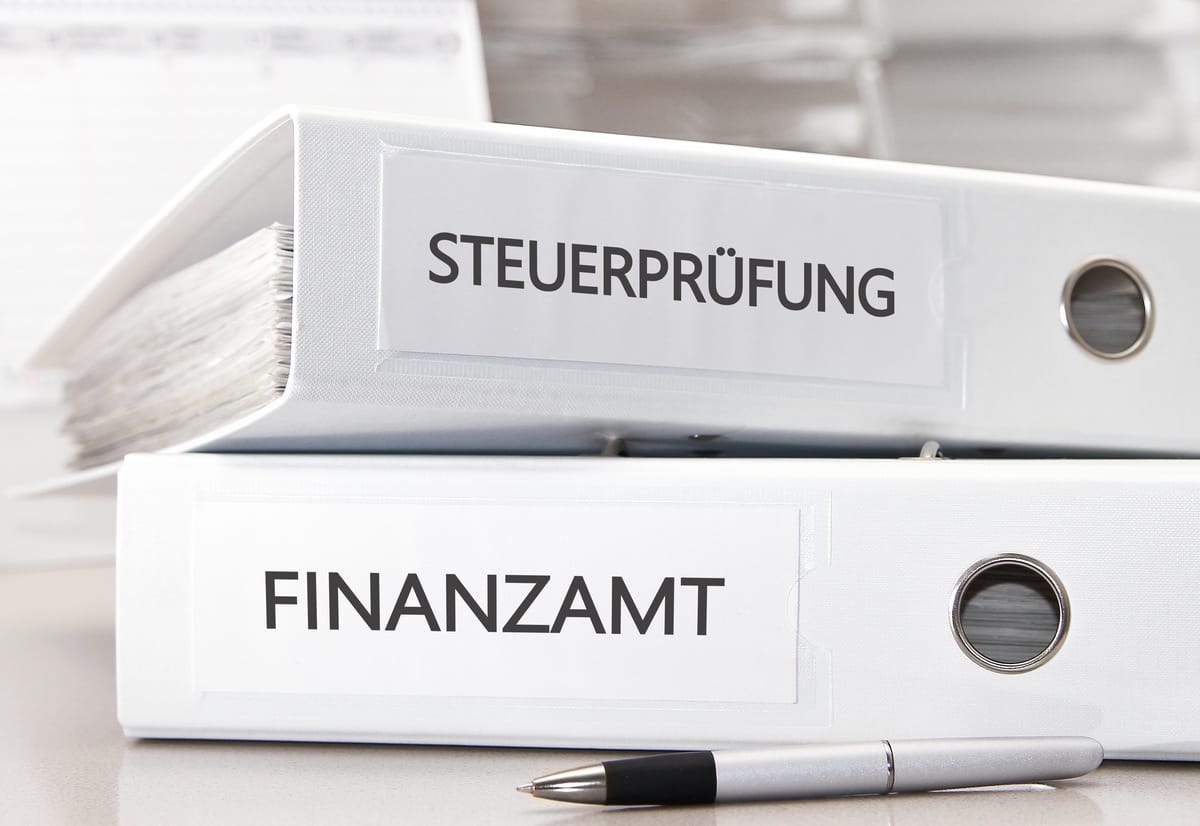 Rechnungsnummer: Zahlen und Buchstaben kombinierbar