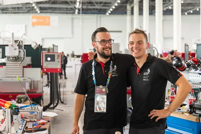 Es ist vollbracht: Alle Teilnehmer haben großes geleistet mit Unterstützung ihrer Trainer.