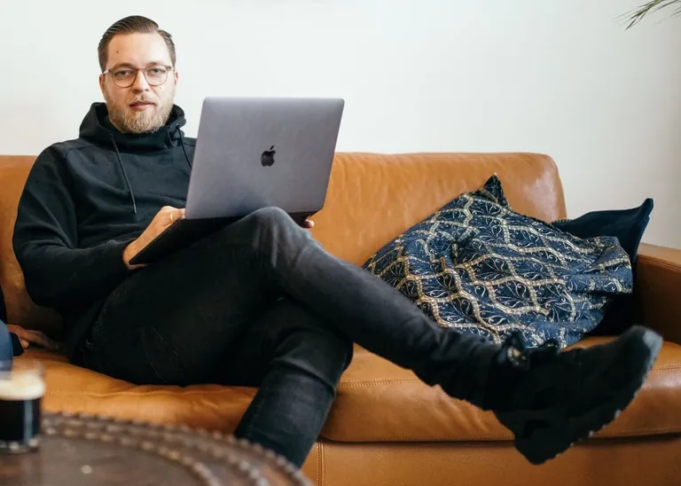 Denys Nagel, Holzconnection