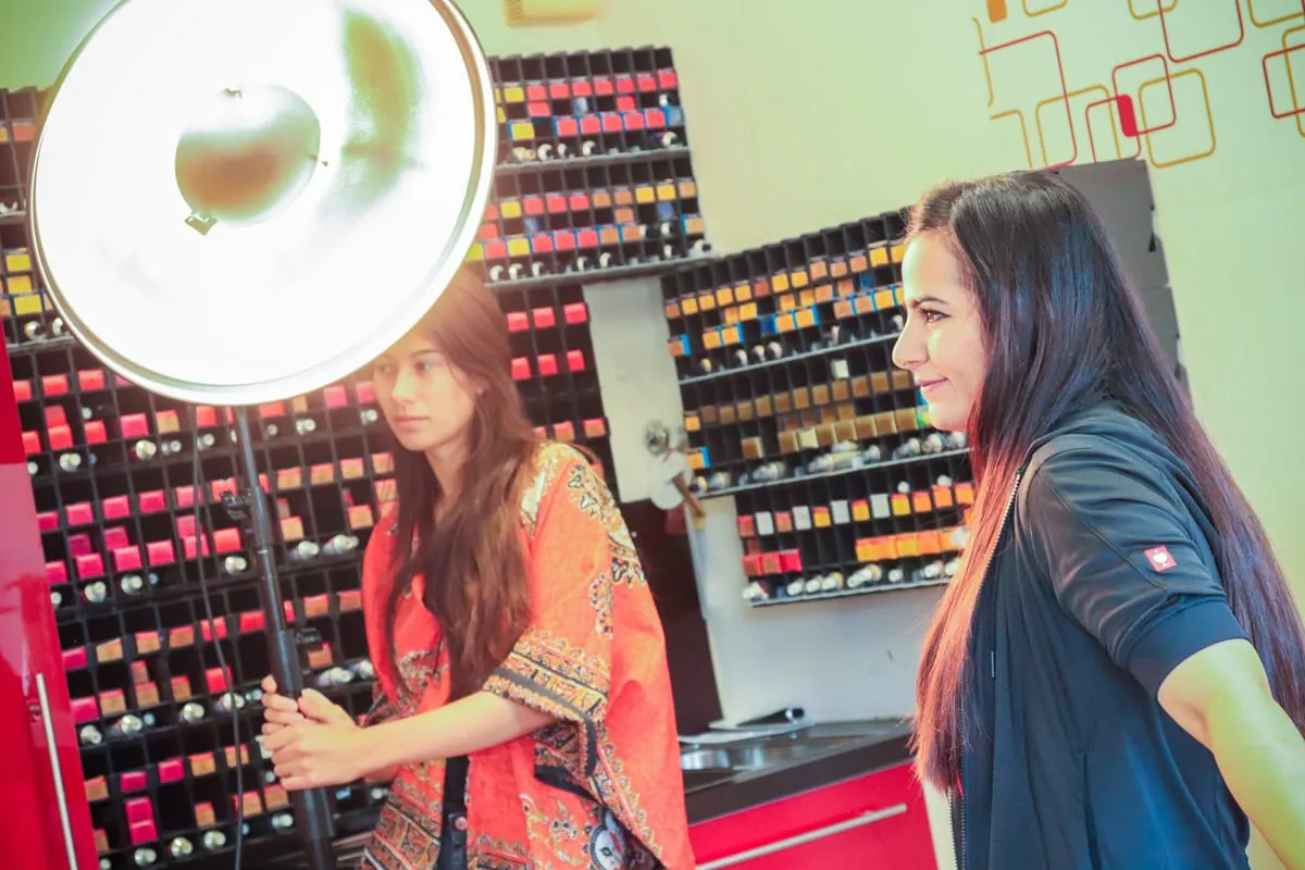 Geflüchtete mit neuer Perspektive: Fotoshooting in Sindelfingen