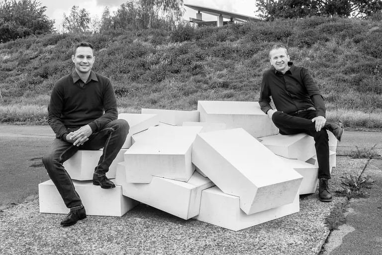 Heiko van Bergen (li.) und Alex Stamos, Gesch&auml;ftsf&uuml;hrer Stamos GmbH