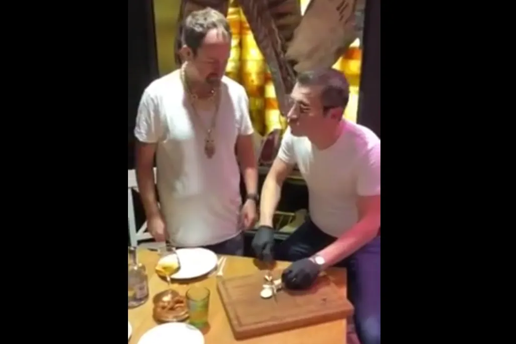 Ribéry-Parodie: Metzger serviert goldene Weißwurst