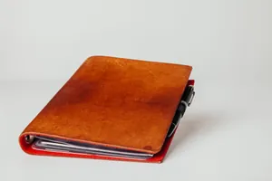 handgeprägtes Notizbuch