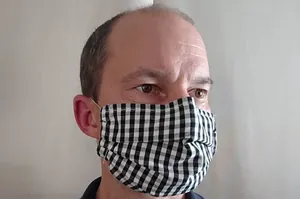 Mund-Nase-Bedeckung Peter Andr&auml;