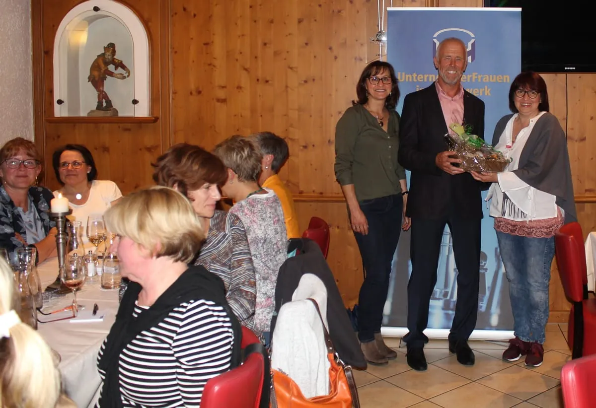 Unternehmerfrauen informieren sich: Die E-Rechnung kommt