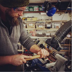 Zwo Linke H&auml;nde/Schreiner Patrick Jung