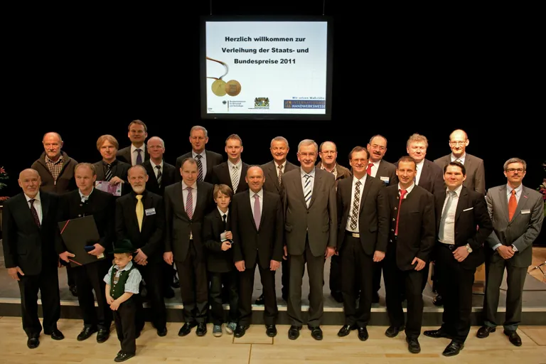 Preistr&auml;ger der Bundespreise f&uuml;r hervorragende innovatorische Leistungen im Handwerk 2011 