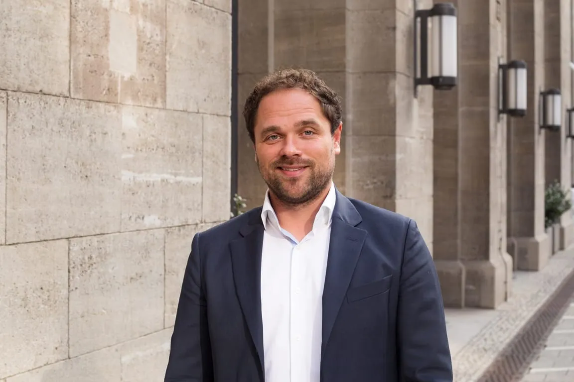 "Künftig werden Geschäftsmodelle gegeneinander konkurrieren"