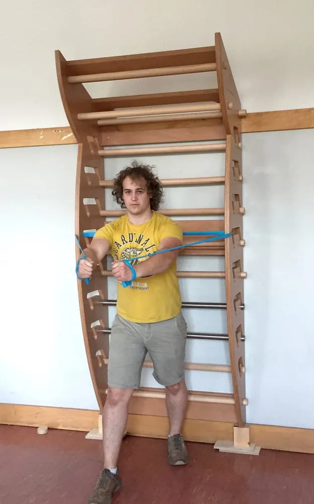 Gesund gewinnt: Sprossenwand aus Schreinerhand