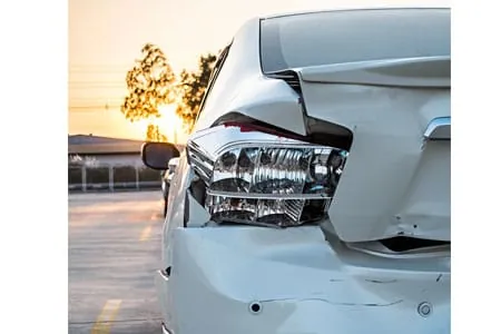 Fahrerflucht: Was tun, wenn es gekracht hat?