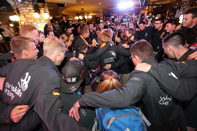 So hat das Team Deutschland bei den WorldSkills 2019 in Kasan gefeiert.