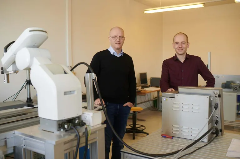 Alexander Hennig und Stev Besser (von links)