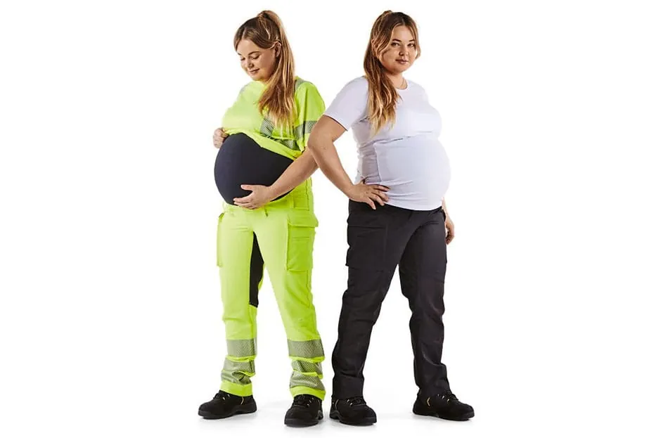 Weltneuheit: Blakläder präsentiert die erste Hose für Schwangere