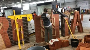 Erleichterung und Freude auch bei den Maurern. 