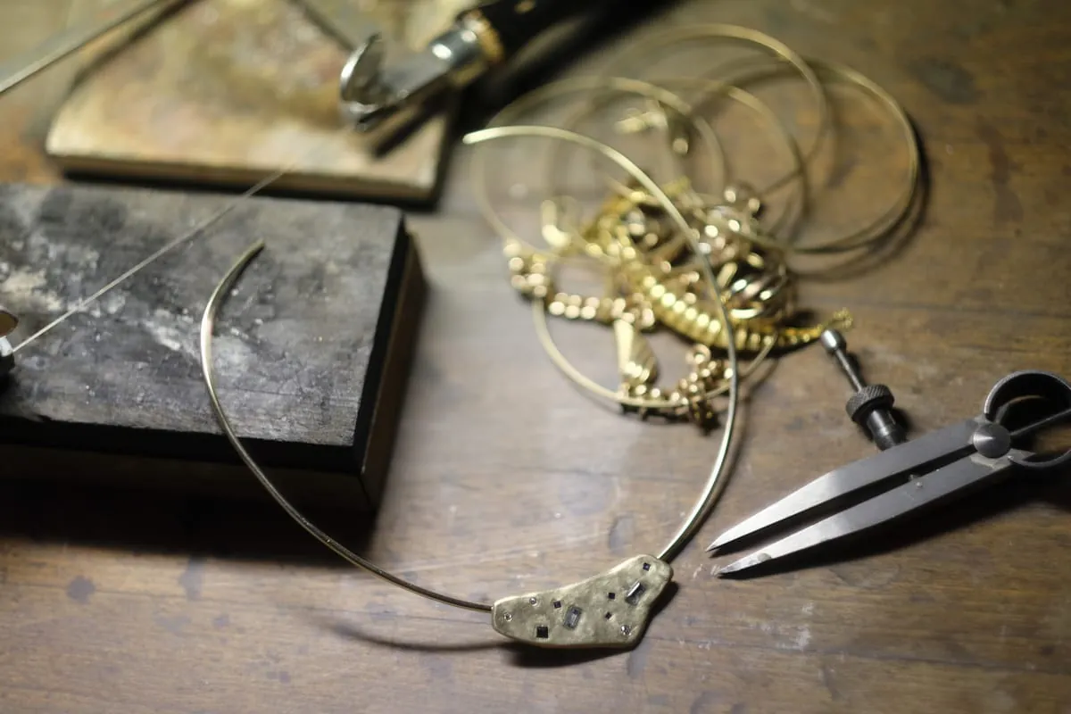 Upcycling: Britta Schwalm, Goldschmiedin