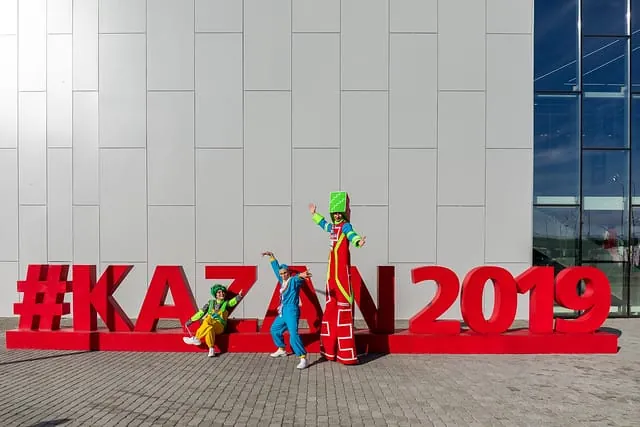 Bei der 45. Weltmeisterschaft der Berufe ist auf dem Expo-Gelände in Kasan immer irgendwas los: bunt, verrückt, unterhaltsam.