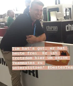 Tim Baur vom Skill 7, CNC Fr&auml;sen, hat an seinem freien Tag seine Teammitglieder unterst&uuml;tzt.