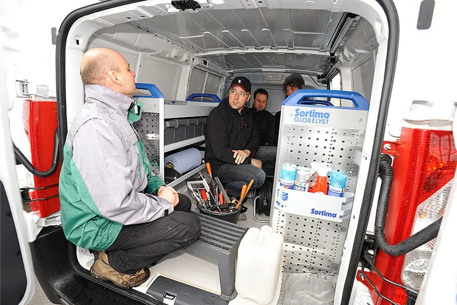 Zu den Aufgaben zählte das richtige Sichern der Ladung.