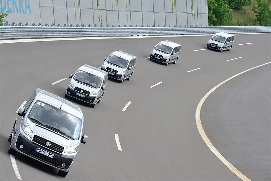 Auf dem Dekra-Fahrgelände wurden die Scudos ausgiebig getestet.