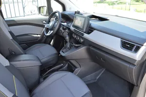 Kangoo Rapid Cockpit