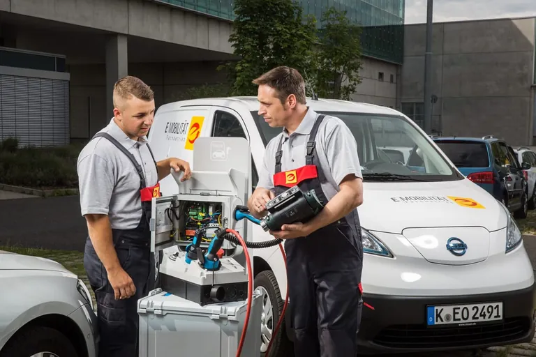 Installation Lades&auml;ule