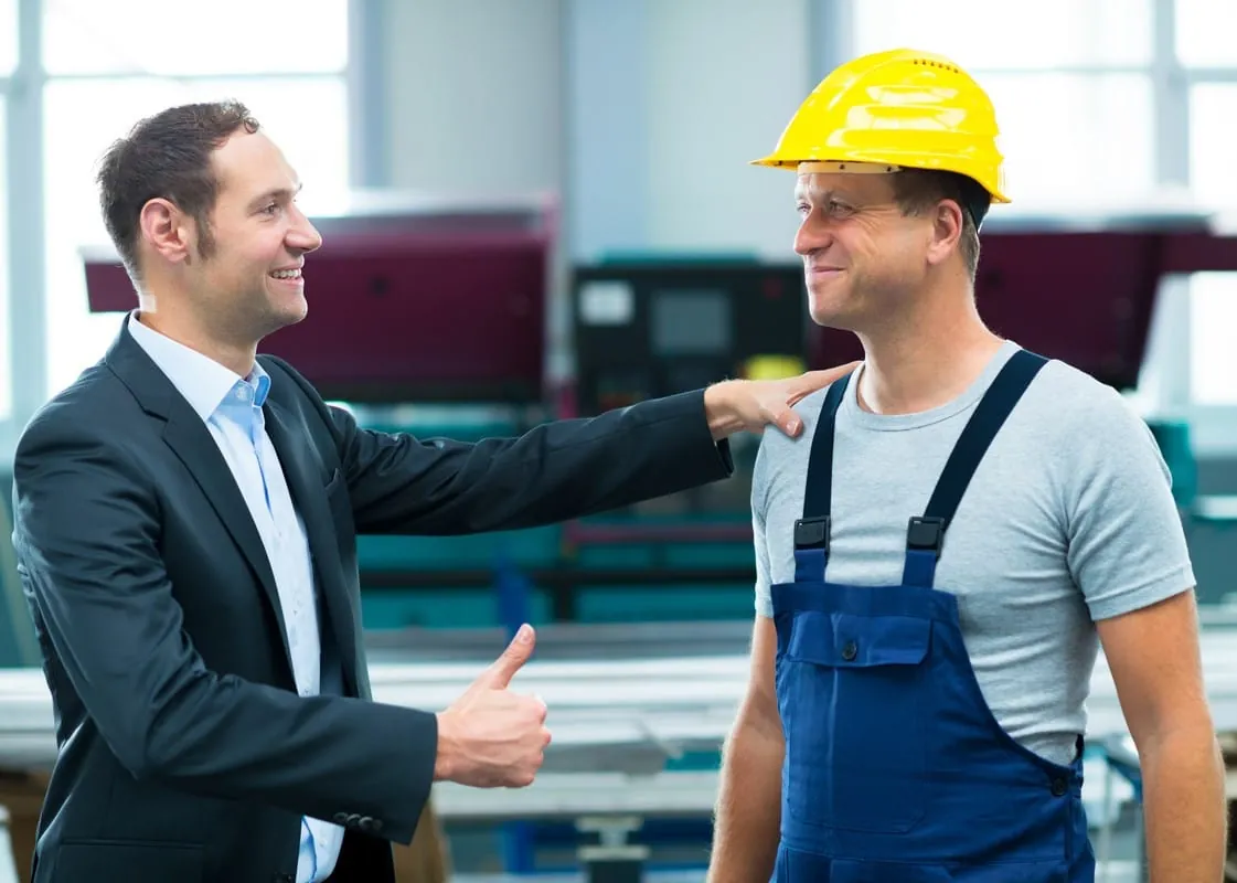 Mitarbeiterführung 4.0: Warum ein Lob positiv für die Gesundheit ist