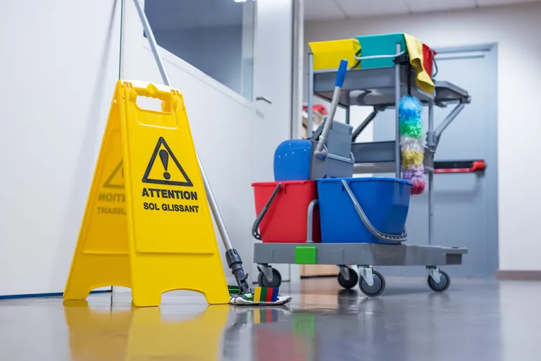 Geb&auml;udereiniger