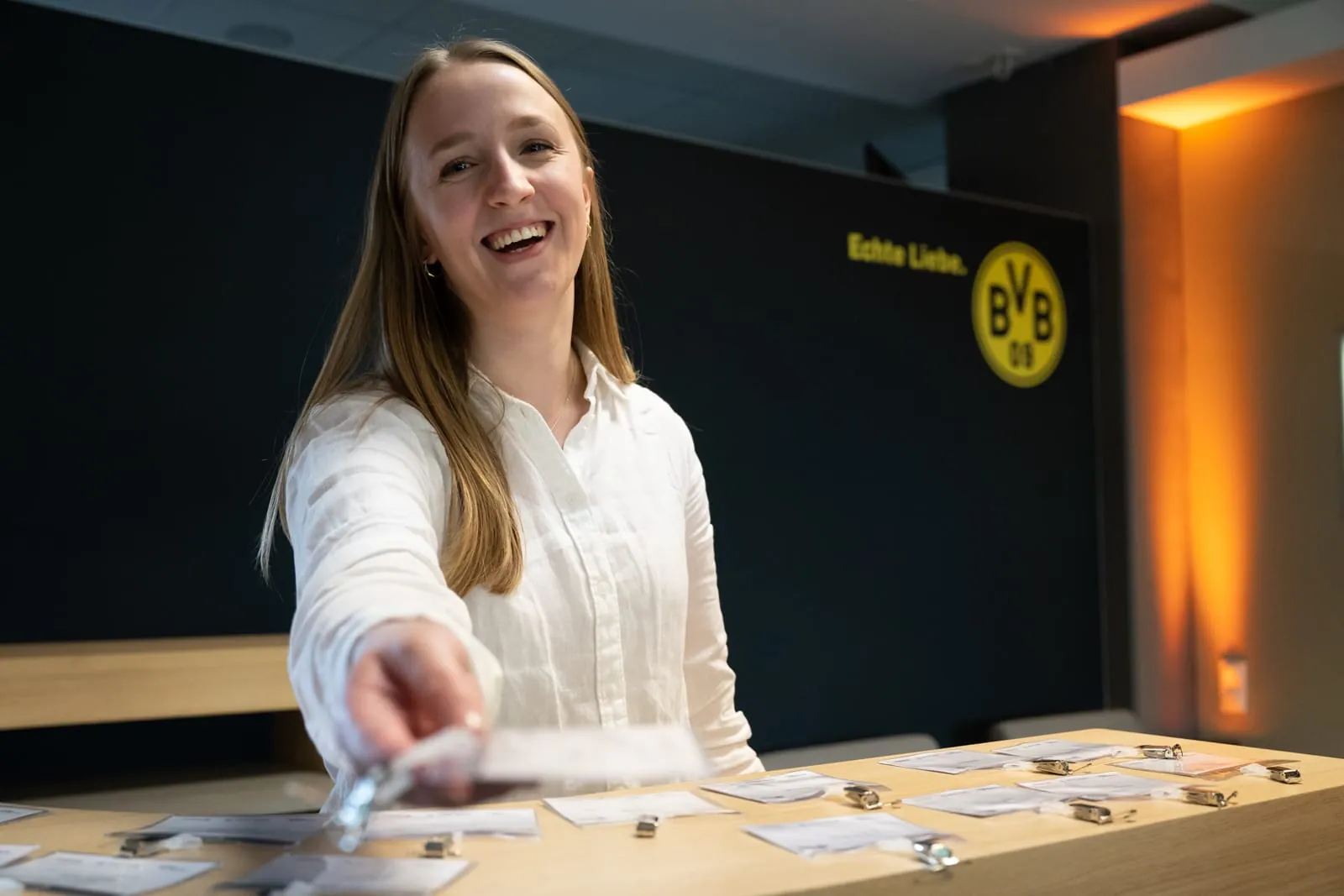 Zugreifen! Die Namenskärtchen liegen bereit.