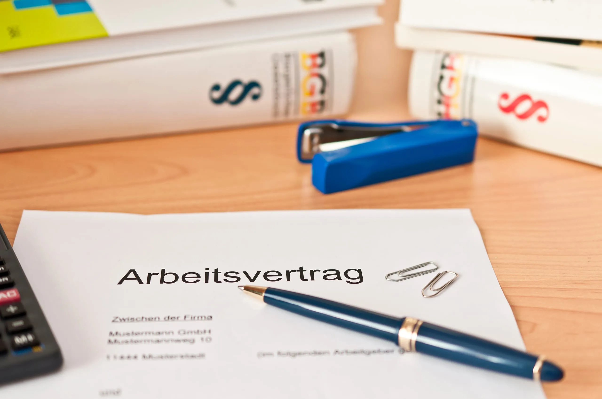 Regeln für den Arbeitsvertrag: Strengere Vorgaben durch das Nachweisgesetz
