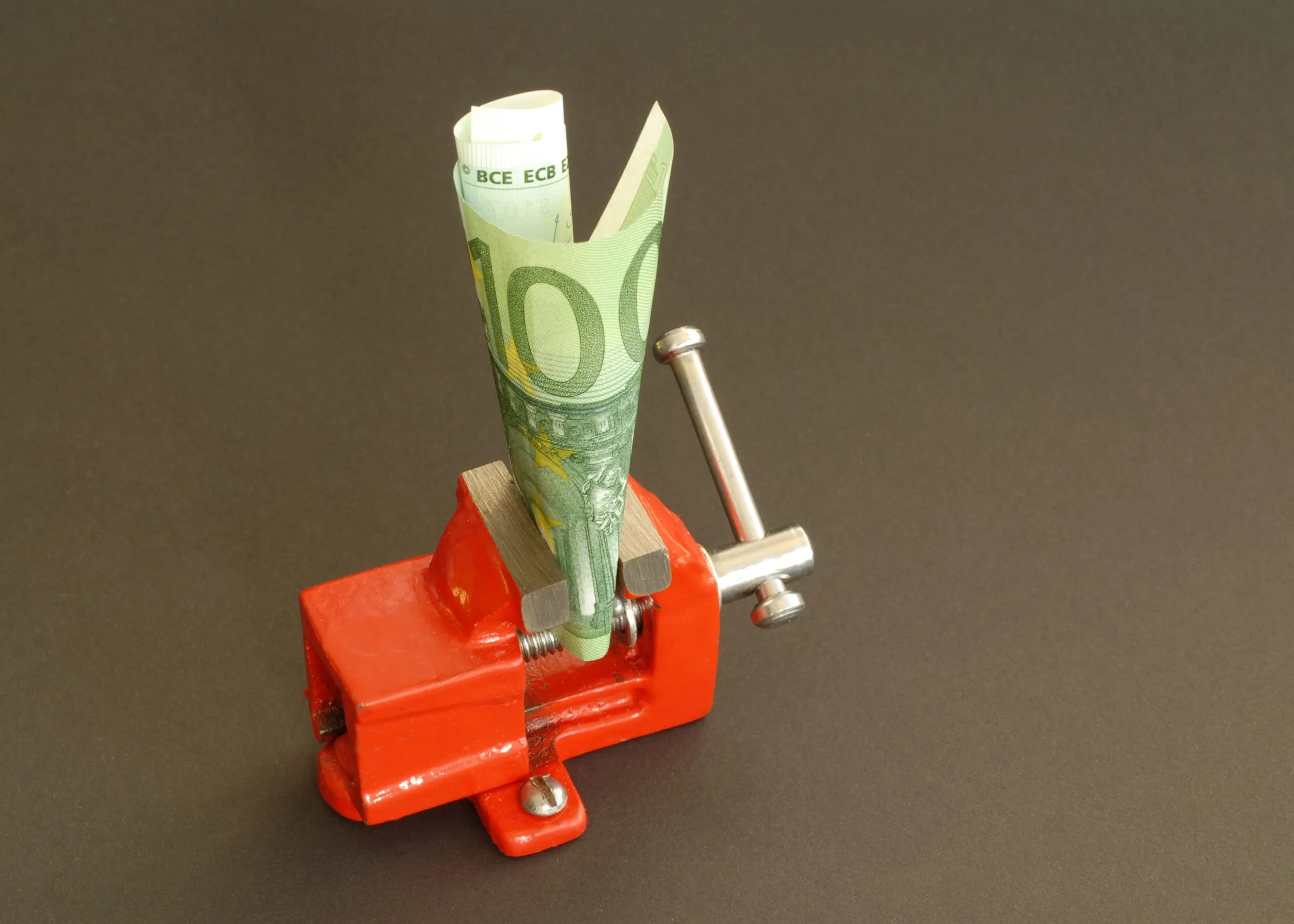 Schnelle Liquidität: 10 Tipps für Handwerksbetriebe