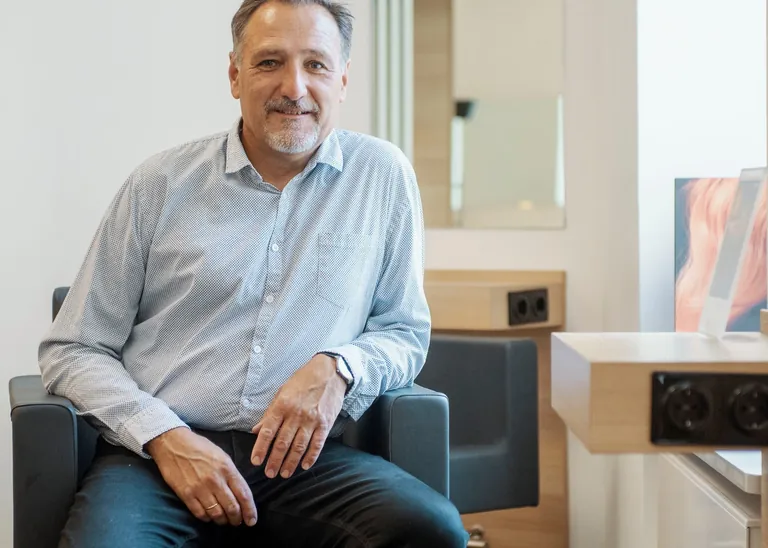 Friseurmeister Armin Sengenberger: »Wir finden im Team für fast alle Wünsche eine Lösung, die für jeden passt.«