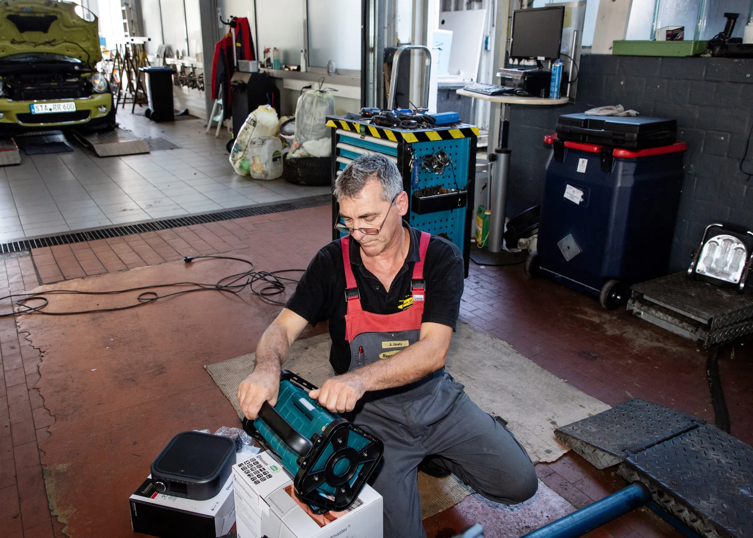 Werkstattradios im Test: Handwerker küren Überraschungssieger