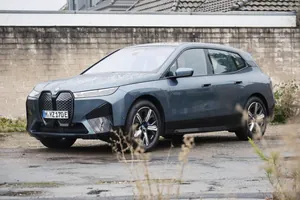 BMW iX xDrive 50