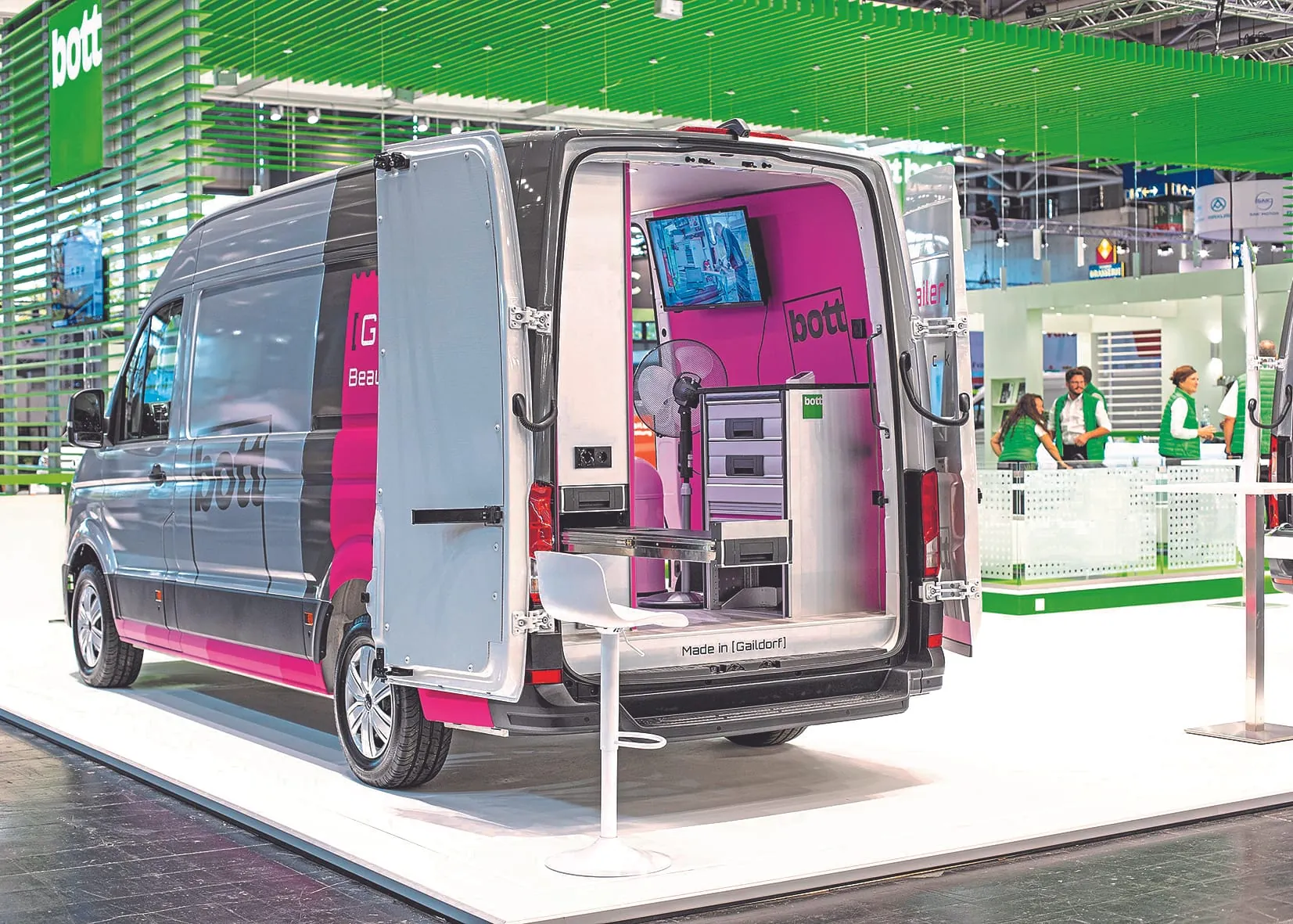 Fahrzeugeinrichtung: Mit dem "Beauty Truck" werden Kosmetikstudios mobil