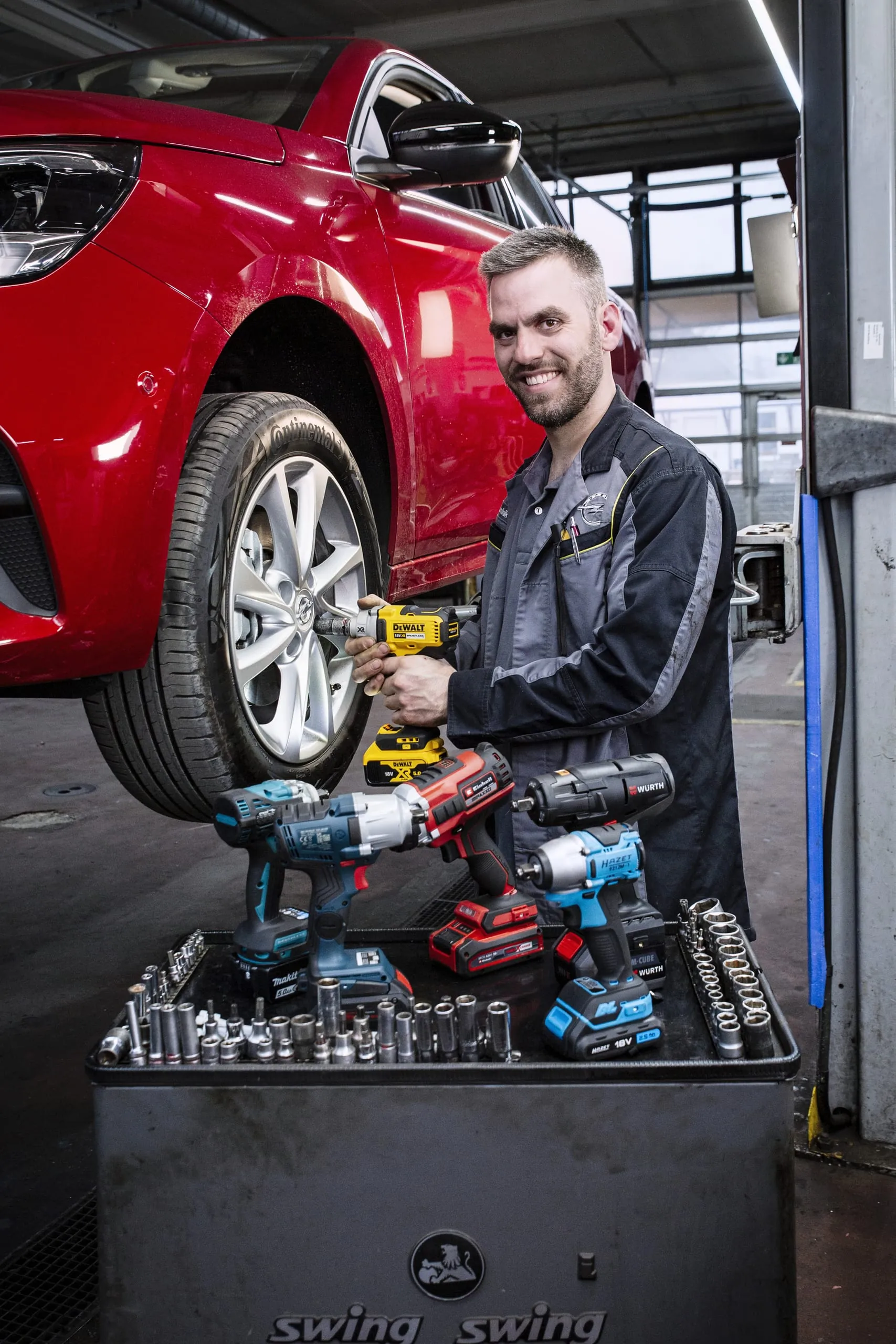 Dominik Wagerer, Kfz-Meister und Niederlassungsleiter After Sales bei Häusler Automobile in Neubiberg.