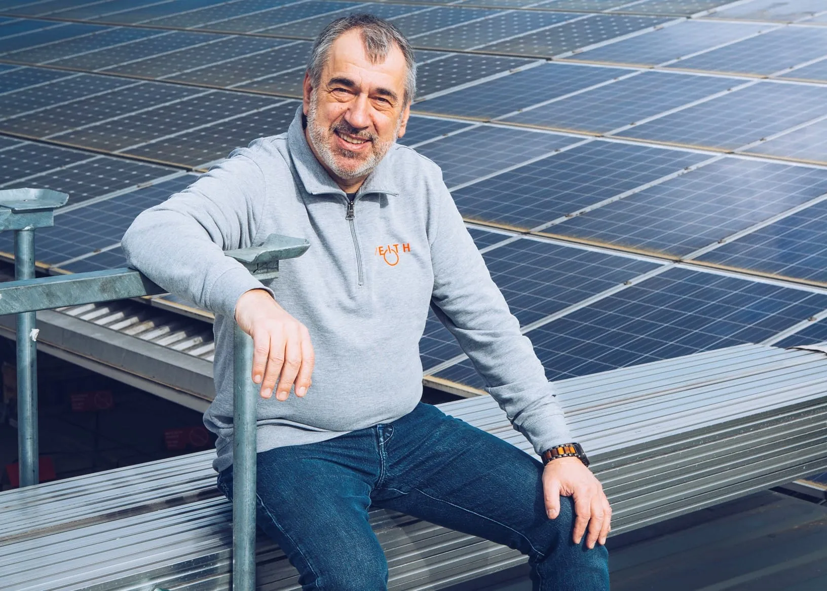 Kleine Photovoltaik-Anlagen: Umsatzsteuer für Kauf und Stromeinspeisung entfällt