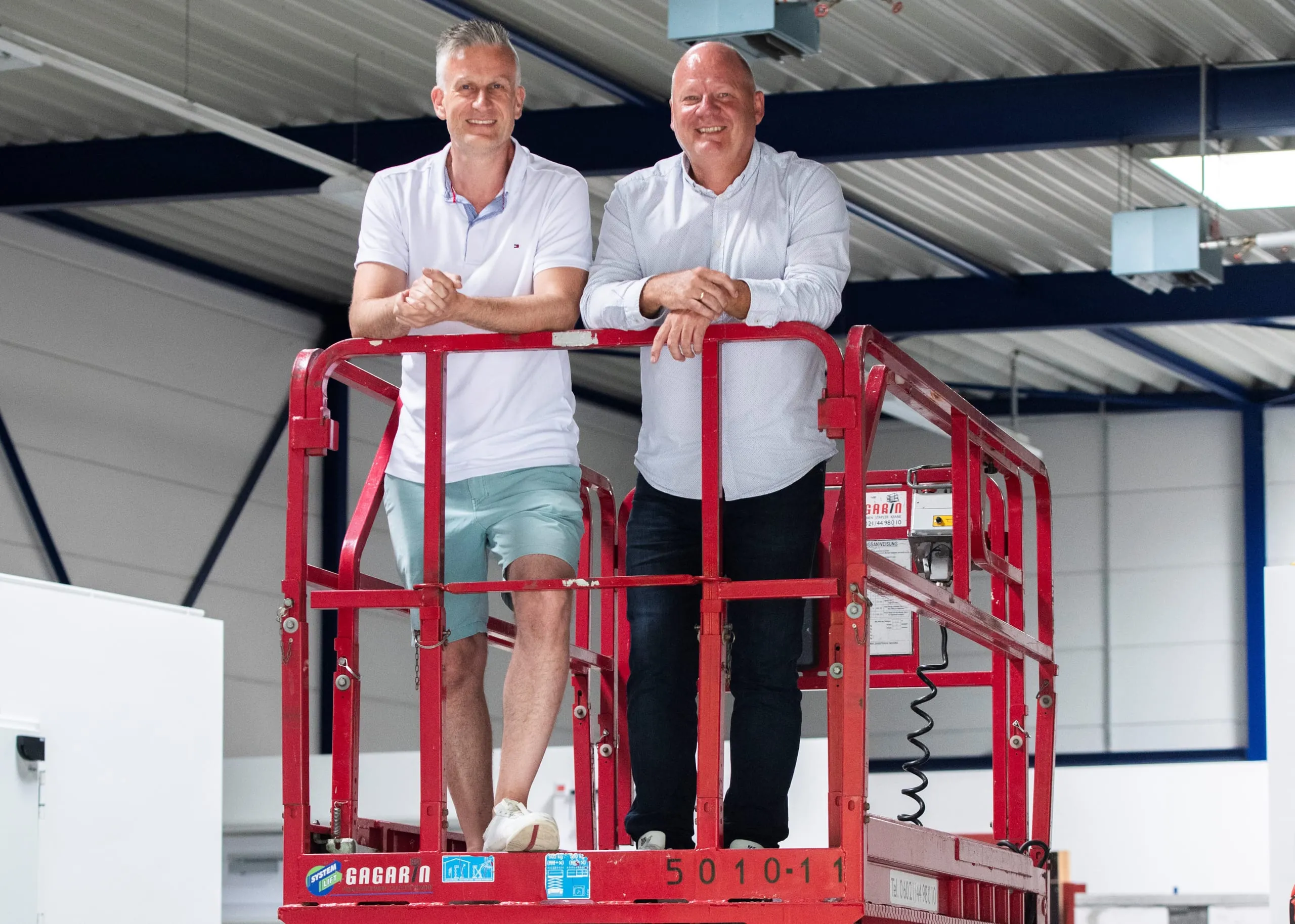 Interview mit Dirk Abel und Peter Liepolt: "In zehn Tagen vom Monteur zur selbstbewussten Führungskraft"
