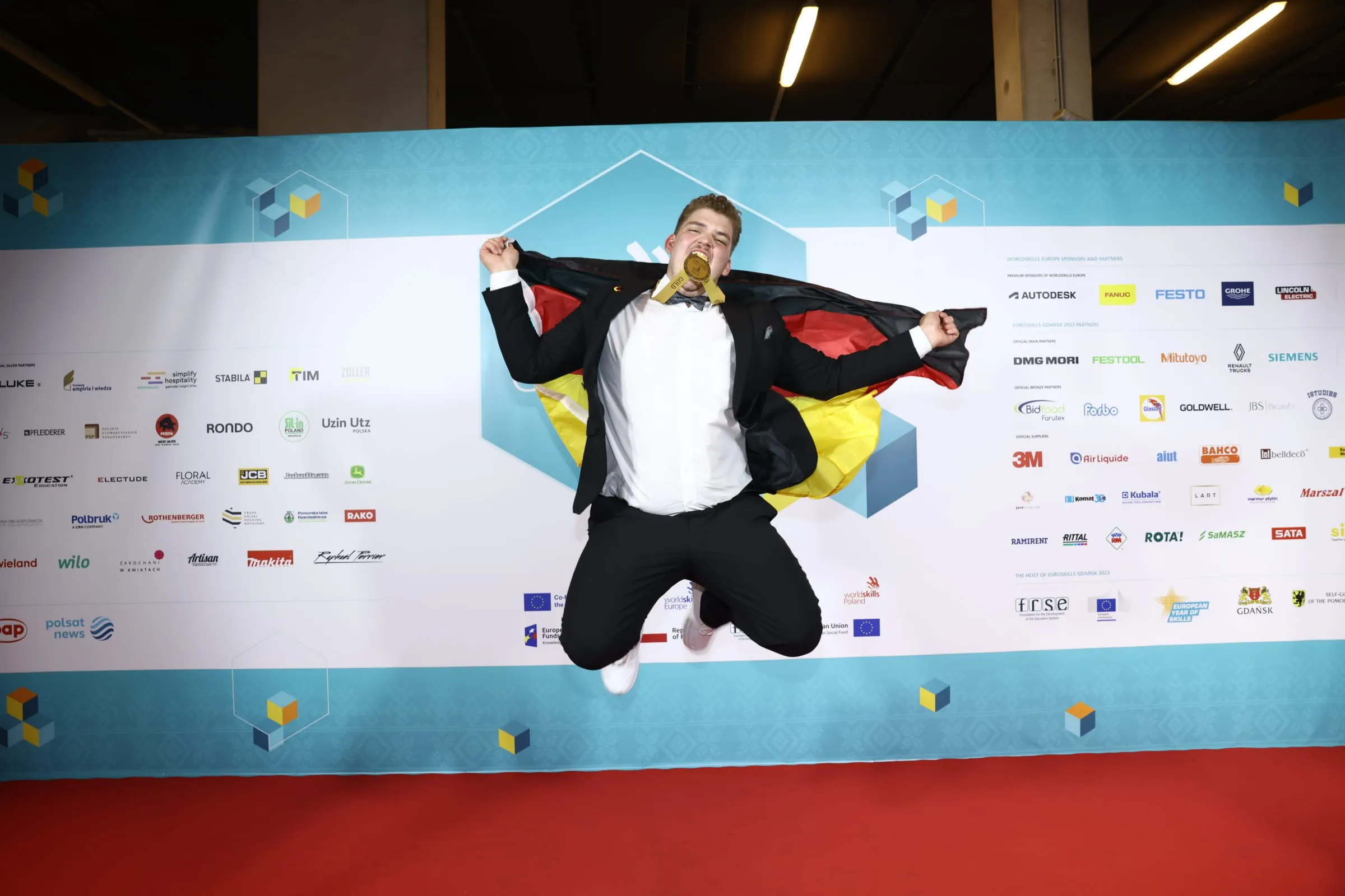 Bäcker Alexander Weinhold gewann Gold im Skill "Bakery" bei den EuroSkills 2023 in Danzig.