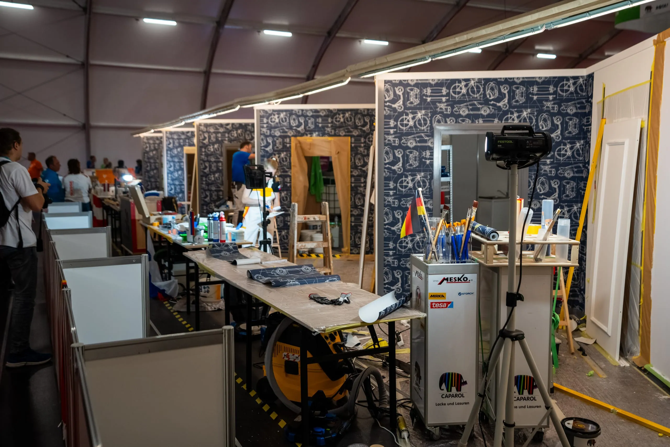 Same same but different: die Boxen der Malerinnen und Maler bei den EuroSkills 2023.