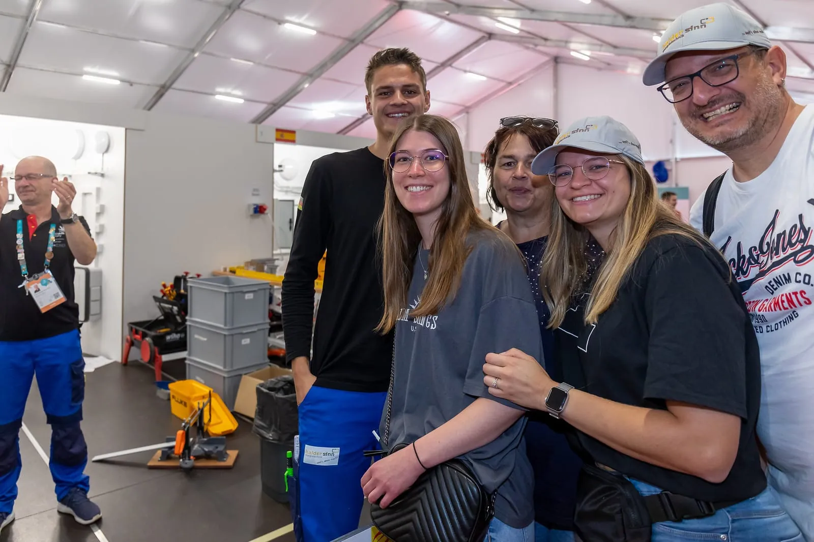 Elektroniker Justus Sinn erhielt die Exzellenzmedaille im Skill im Skill "Electrical Installations" bei den EuroSkills 2023 in Danzig.